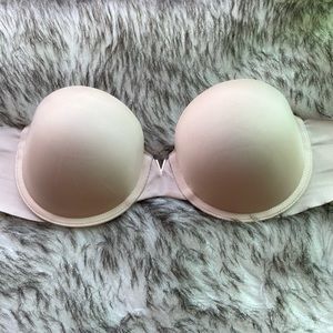 Gently used nude strapless bra. Does come with sturdy straps. Ask any questions